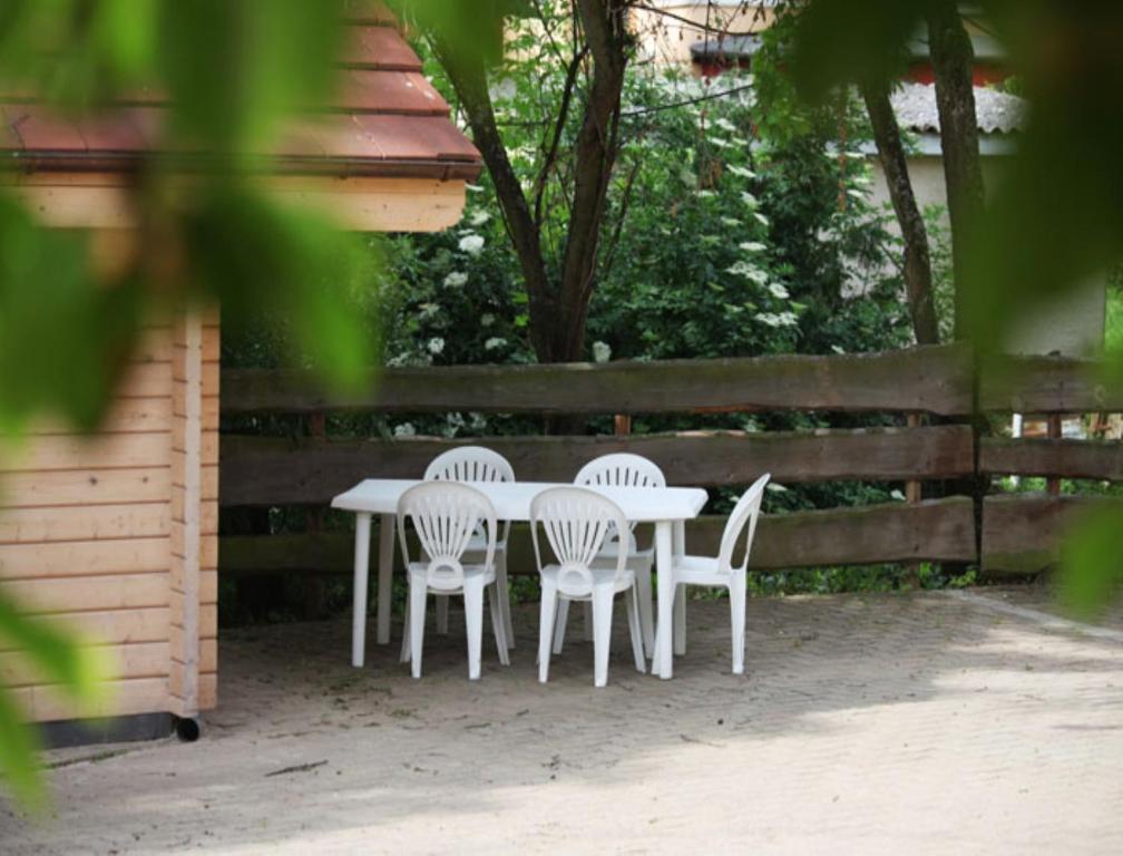 Gite Des Merles Mittelwihr Habitación foto